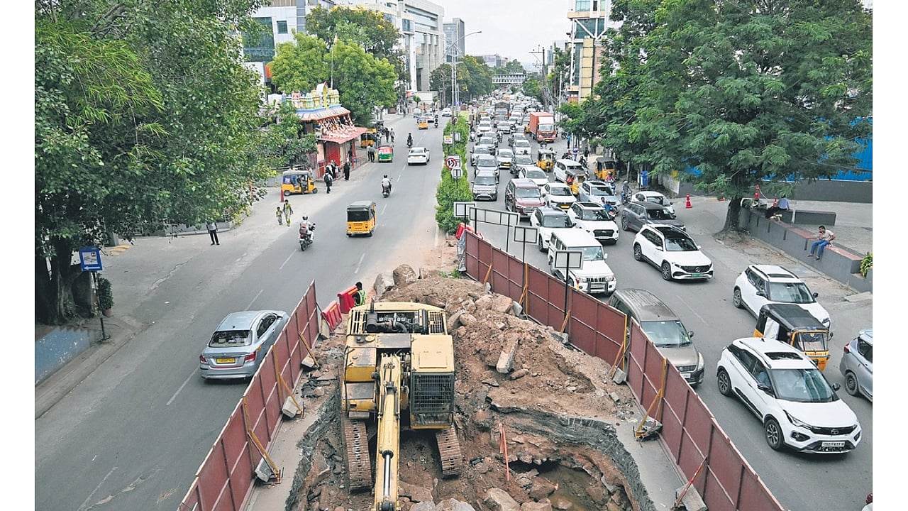 Revised Hyderabad's KBR flyover MEIL’s responsibility