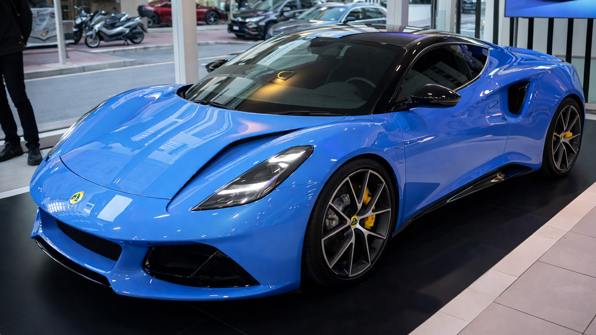 The Lotus Emira combines sporty design and driver focus
