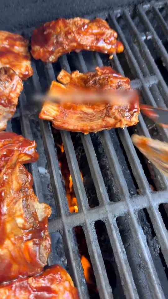 How to make baby back ribs on the grill
