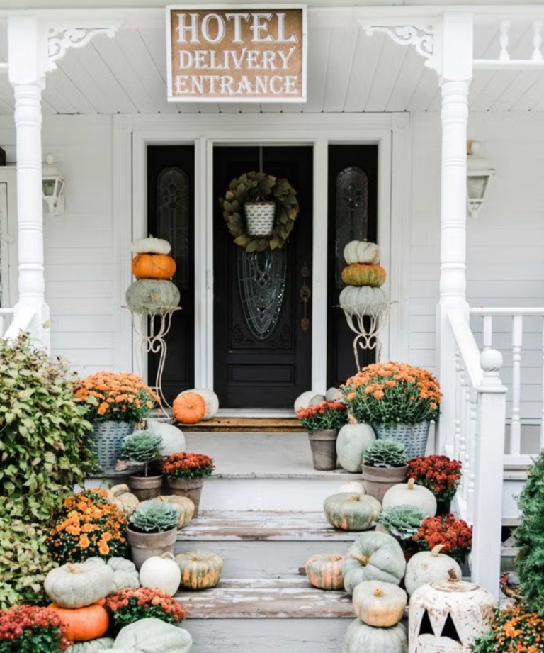 Try these Halloween decor ideas for the coziest little haunted farmhouse