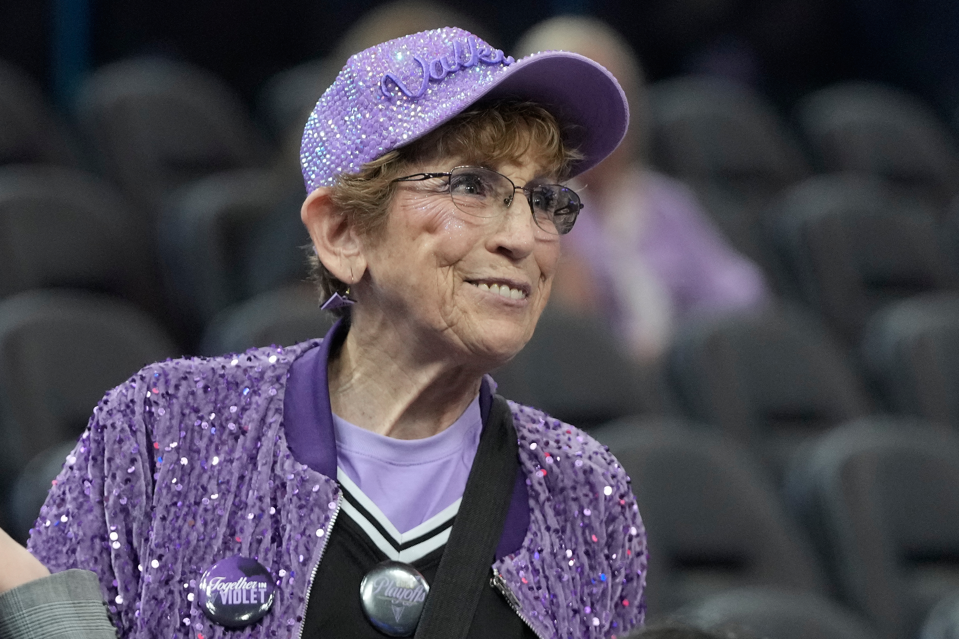 Sparkling from head to toe, amputee Cynthia Cheak becomes a key face of ...