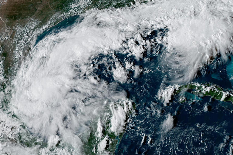 State of emergency in Florida as Hurricane Isaias set to make landfall