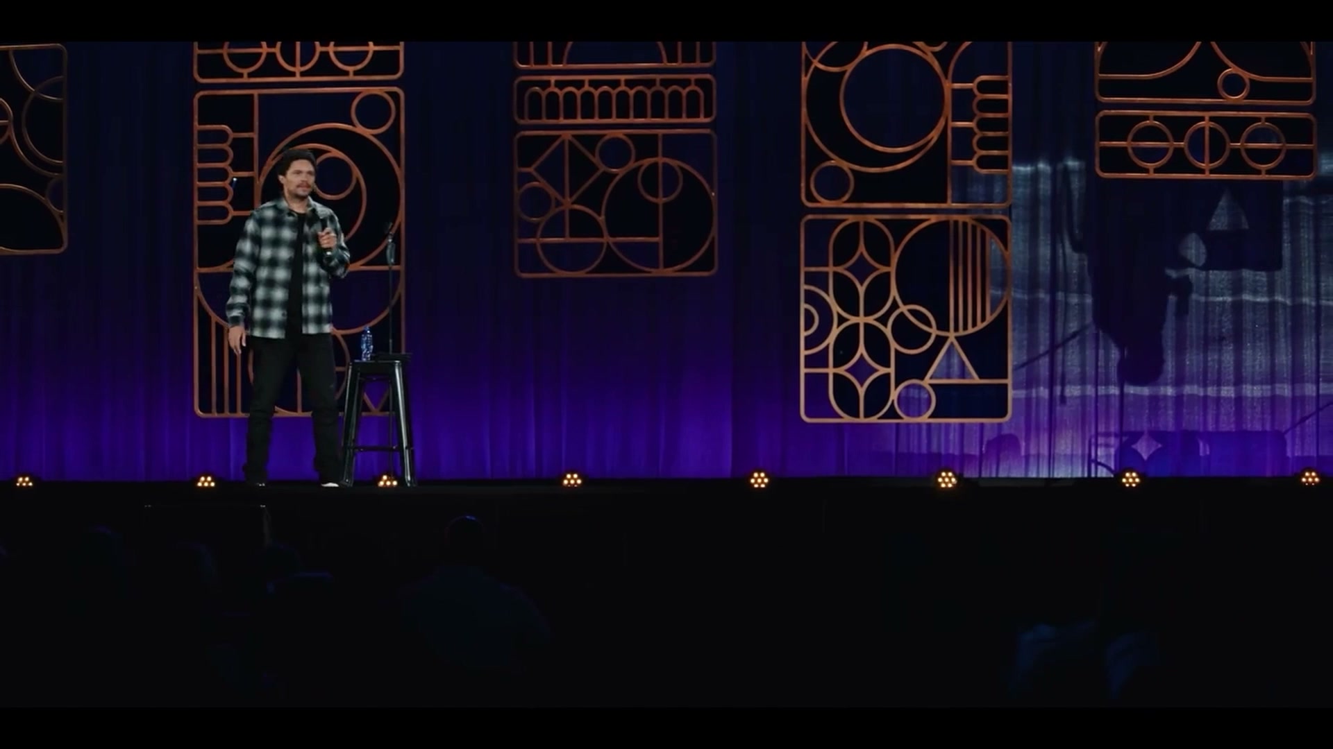 Trevor Noah says South African politics are impossible to explain to ...
