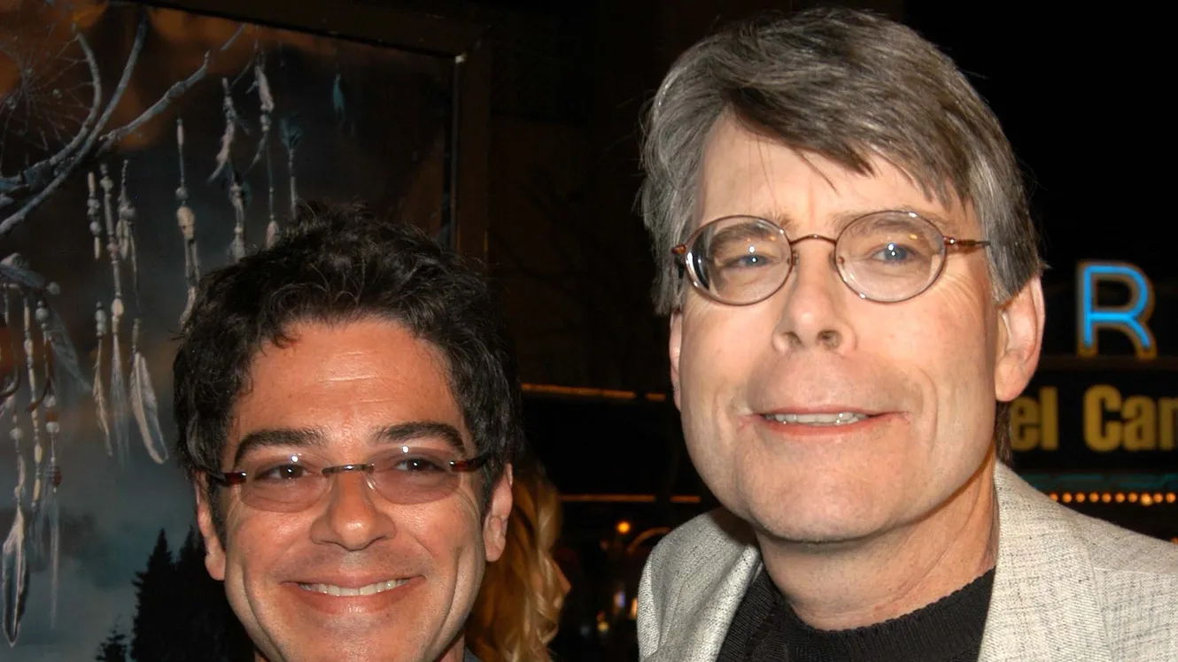 Stephen King attacks Donald Trump over fuel costs as some truckers park ...