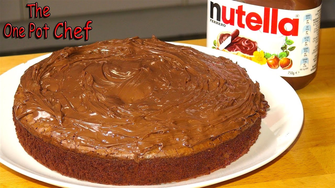 3 ingredient Nutella fudge cake recipe for an easy chocolate dessert