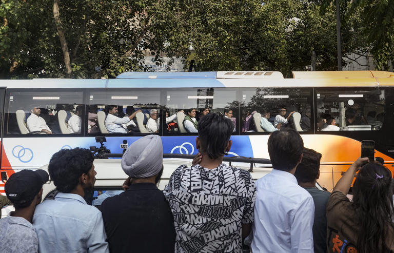 India bloc MPs head to Jantar Mantar for sit-in, demand Gyanesh Kumar’s ...