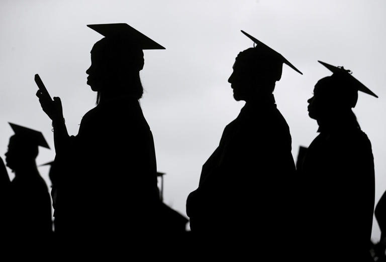 Student loan interest rate reductions will continue, Education ...