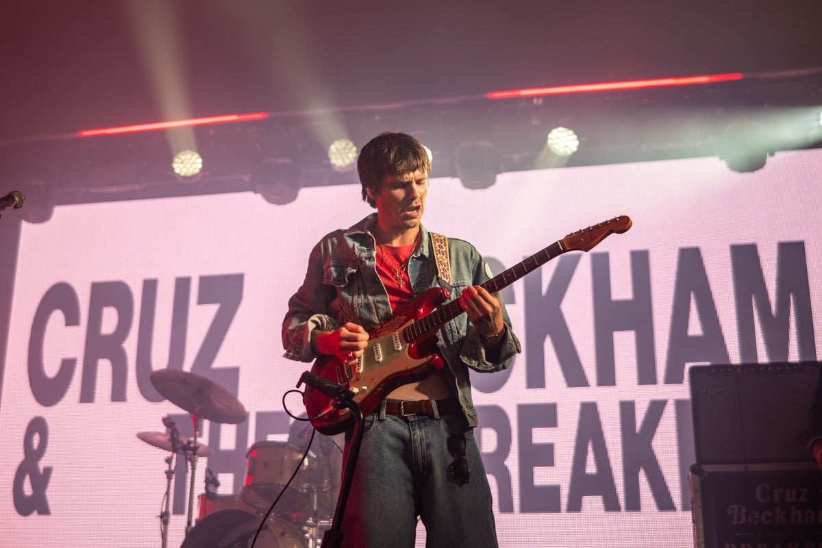 Cruz Beckham to undergo new UK and Ireland tour with rising rock band