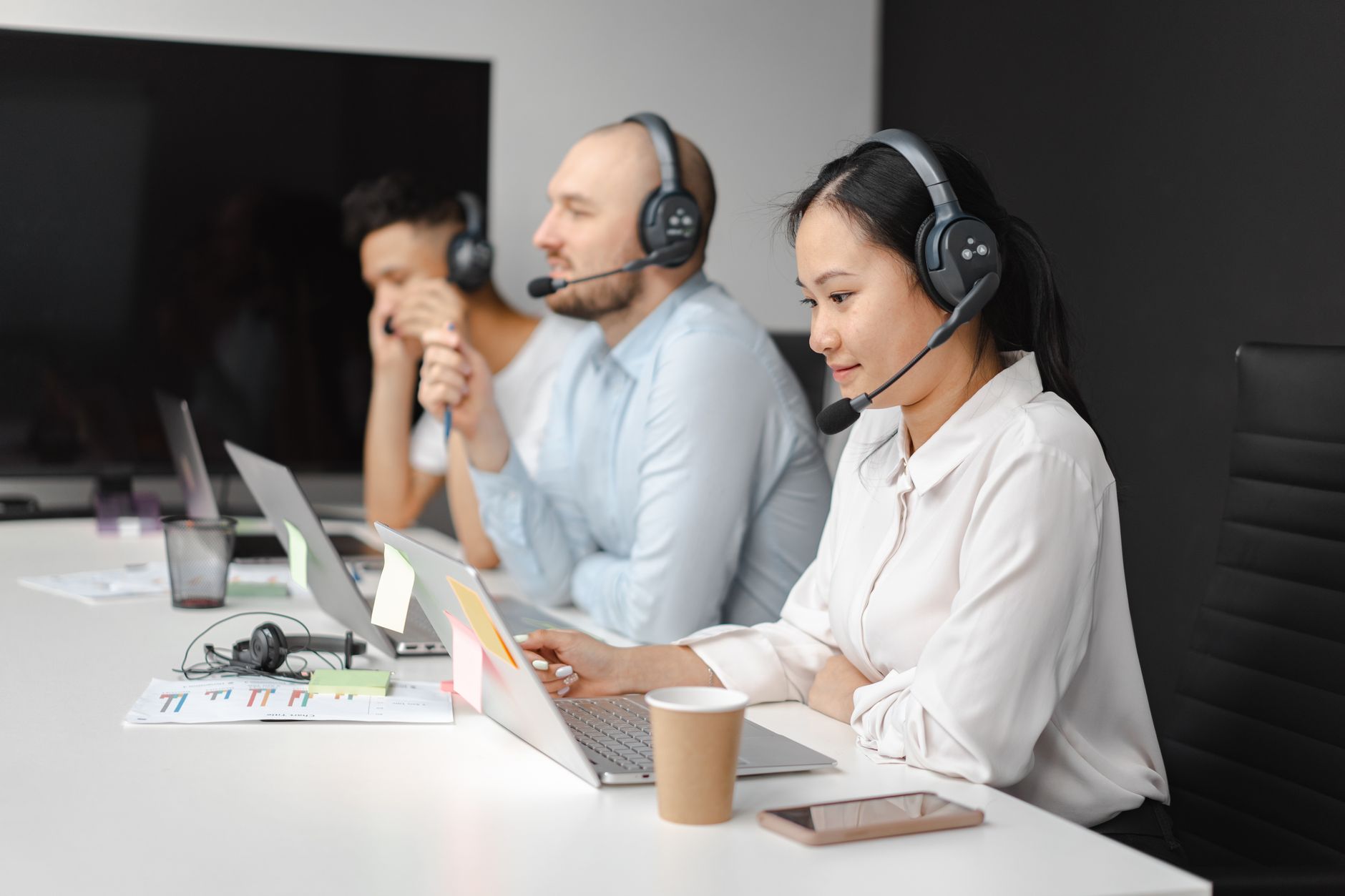 Midterm poll demand is overwhelming the call centers behind the numbers