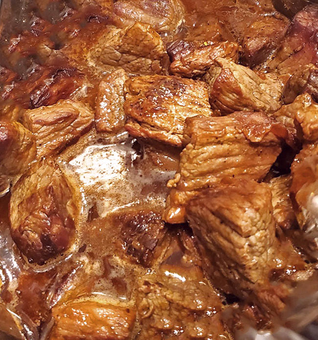 Garlic beef tip casserole