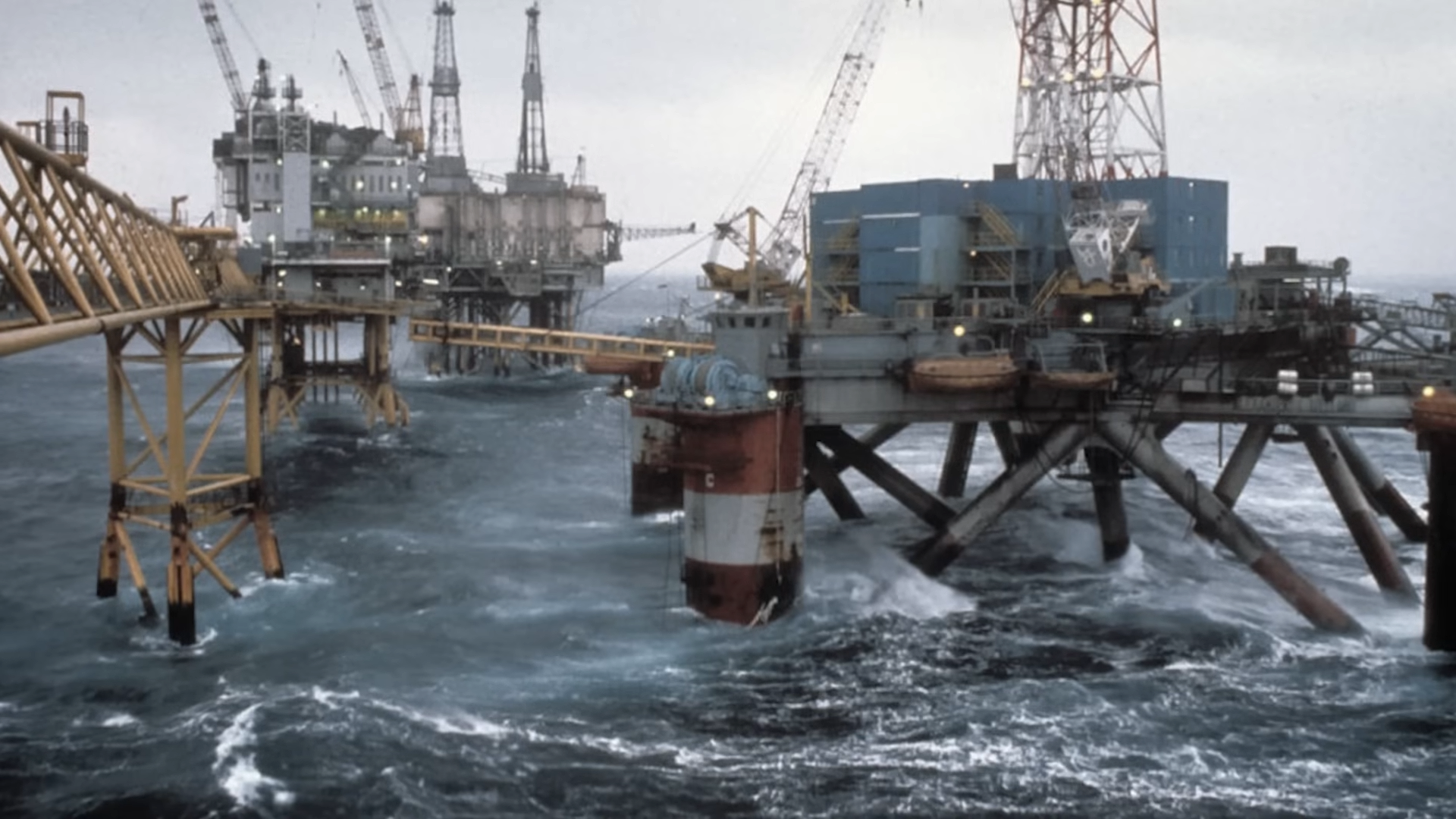 212 men were onboard when one weld failed… 30 minutes later the entire ...