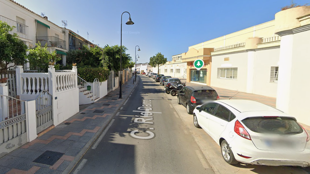 La Seguridad Social vende por 612.558 euros un gran local comercial ...