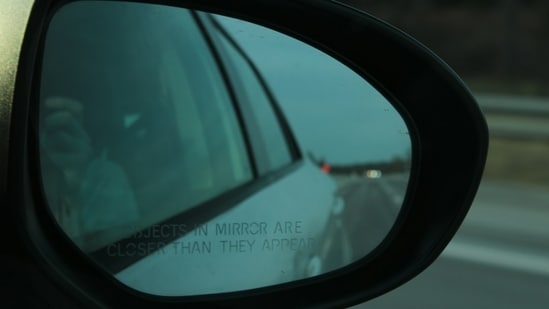 Everyday explained: Why are objects in the rear-view mirror closer than ...