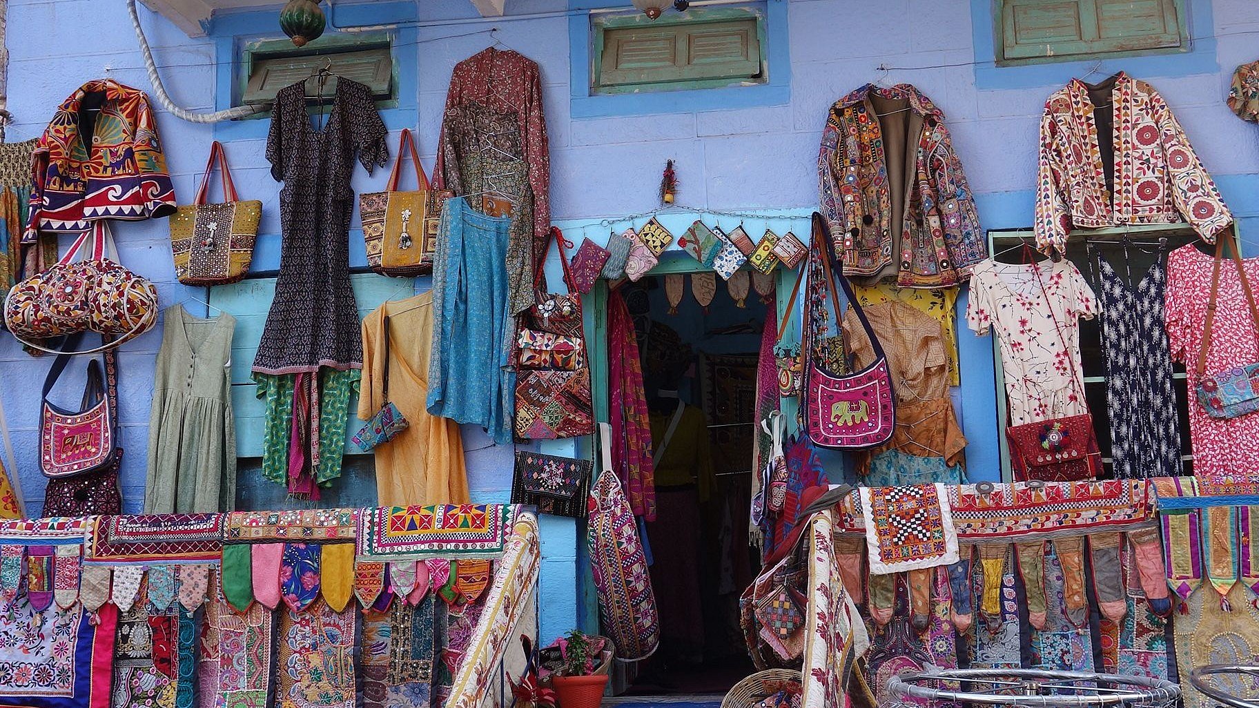 7 cities fashion lovers should visit to explore local textiles in India