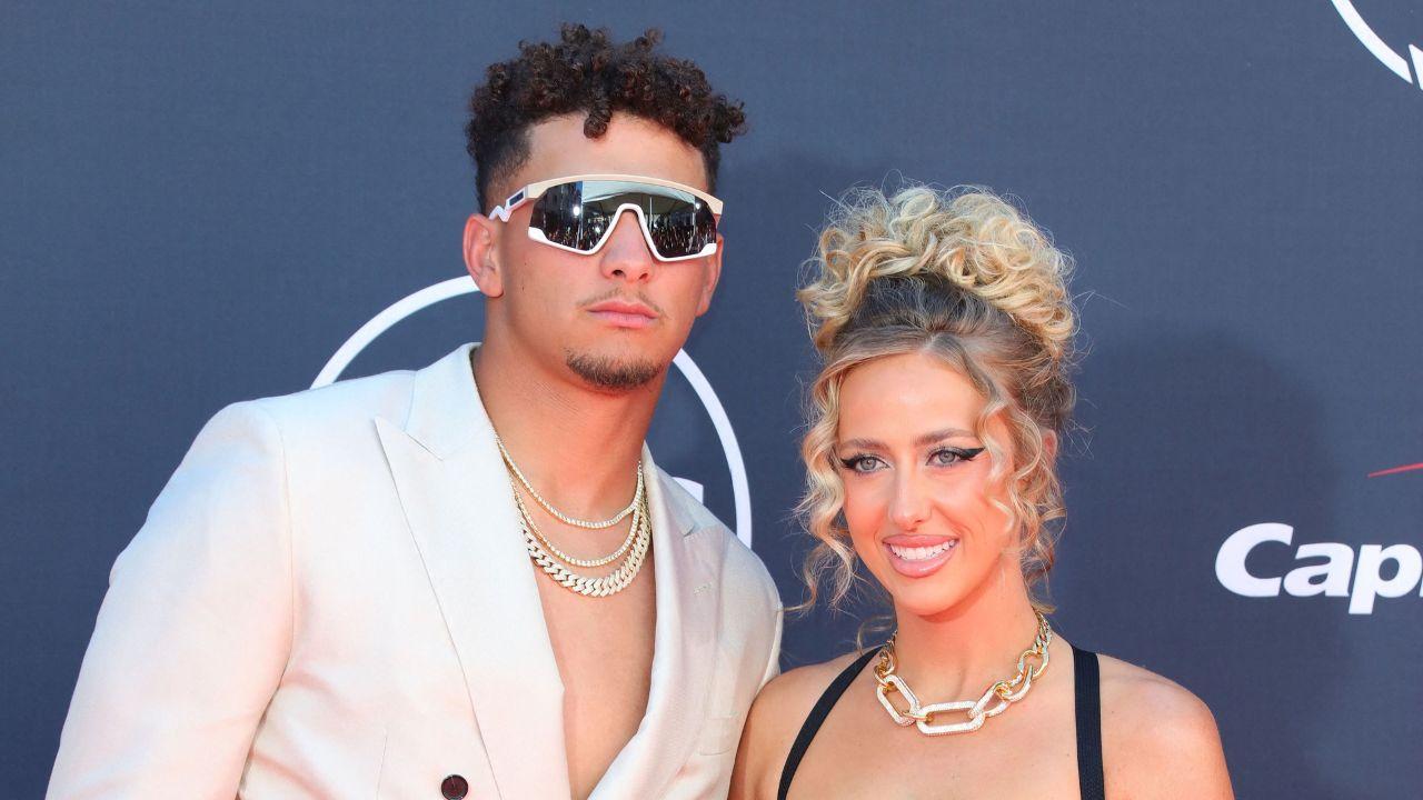 Court permits Patrick Mahomes' father to watch son's NFL games at home ...