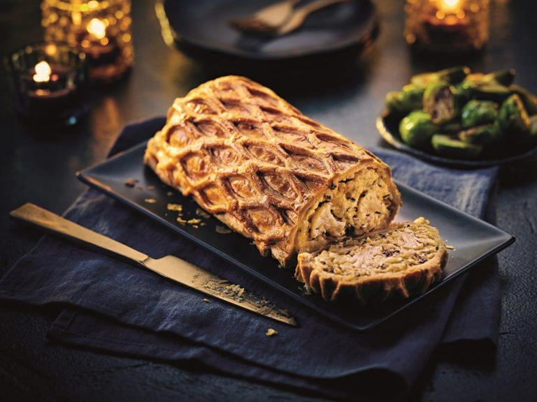 Aldi full 2026 Christmas food range including £25 'restaurant-style ...