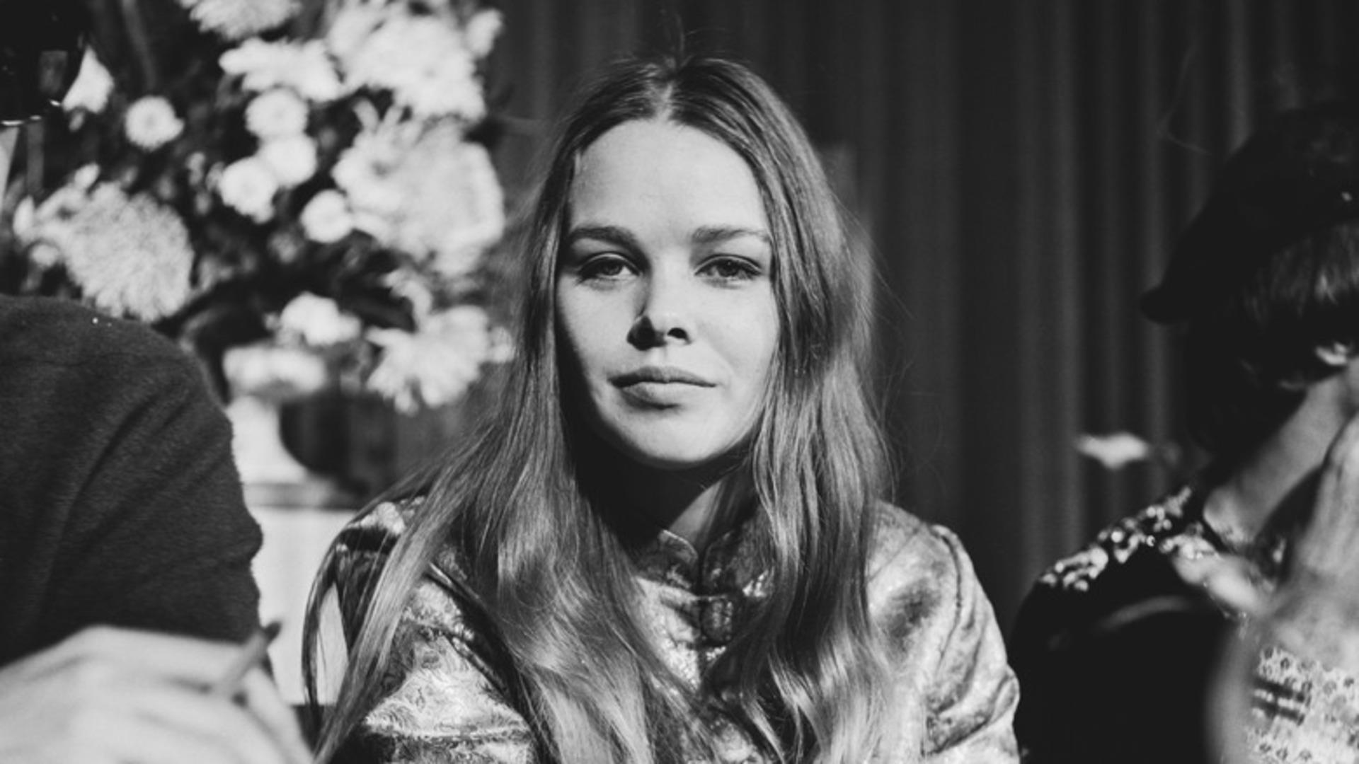 Here's what the Mamas & the Papas singer Michelle Phillips looks like now