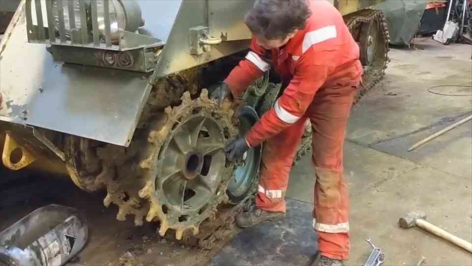 The first sexton still survives at Armourgeddon