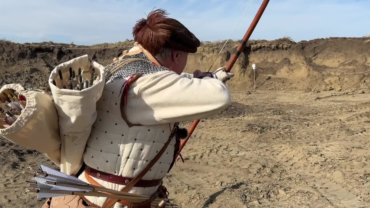 The real equipment of a medieval bowman, from spare bowstrings to ...
