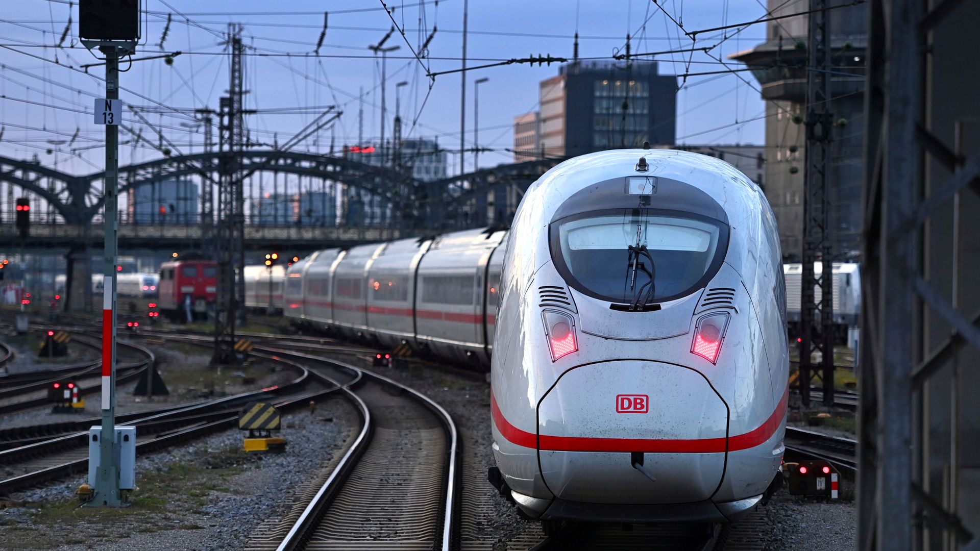 Deutsche Bahn vergünstigt Monatskarten im Fernverkehr um 25 Prozent