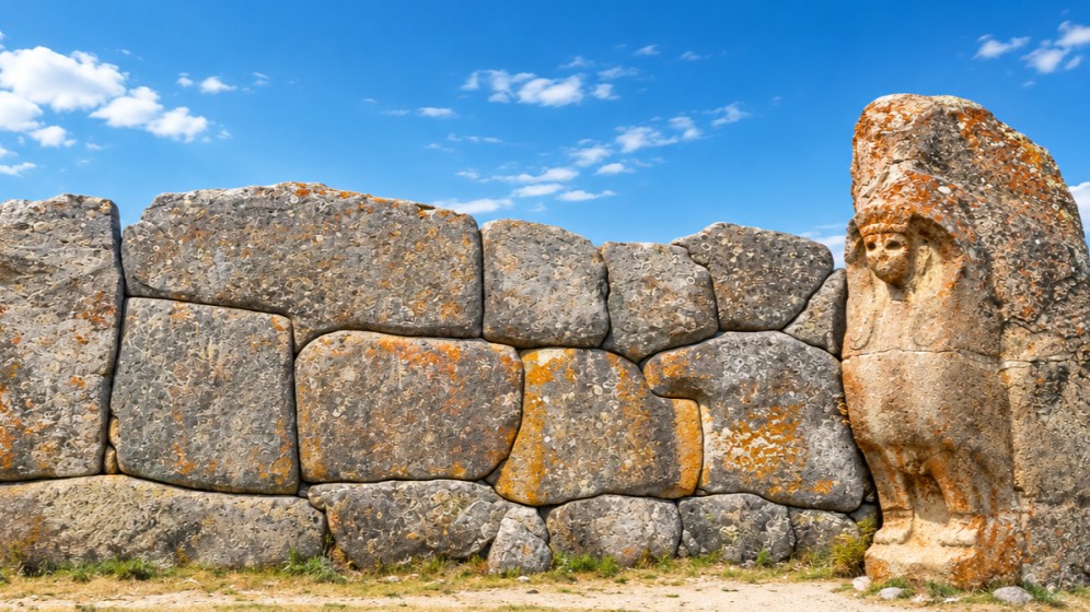 14th century BC polygonal walls that rival Peru's best stonework