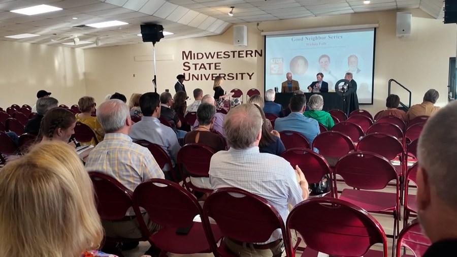 Noise, water usage discussed at Skybox public data center forum