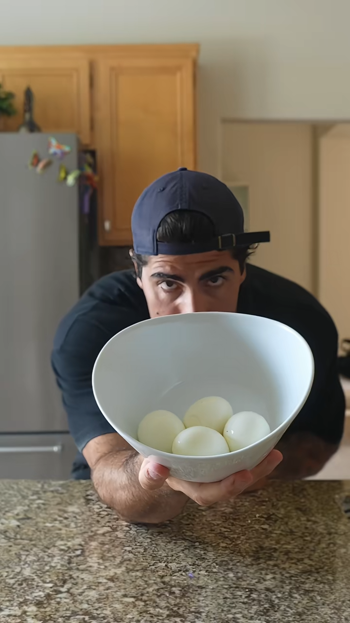 Eggs, rice, and a 15/10 breakfast
