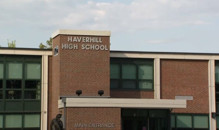 Delayed opening at Haverhill High School due to water leak