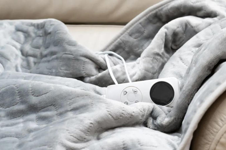 Octopus Energy confirms free electric blankets being sent to state ...