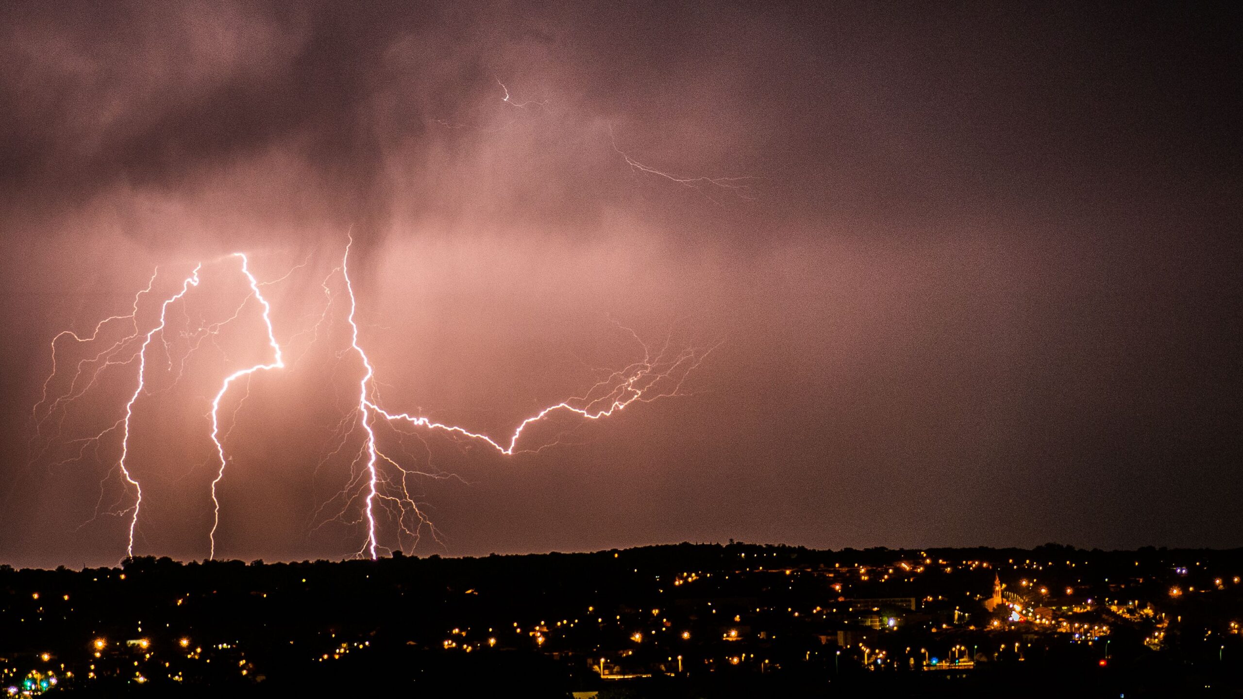 Grid risk moves to thunderstorms