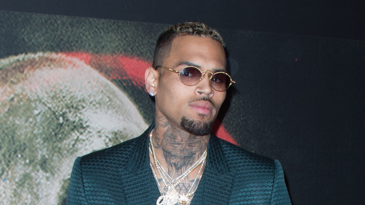 Les revenus mensuels vertigineux de Chris Brown révélés dans le cadre d ...