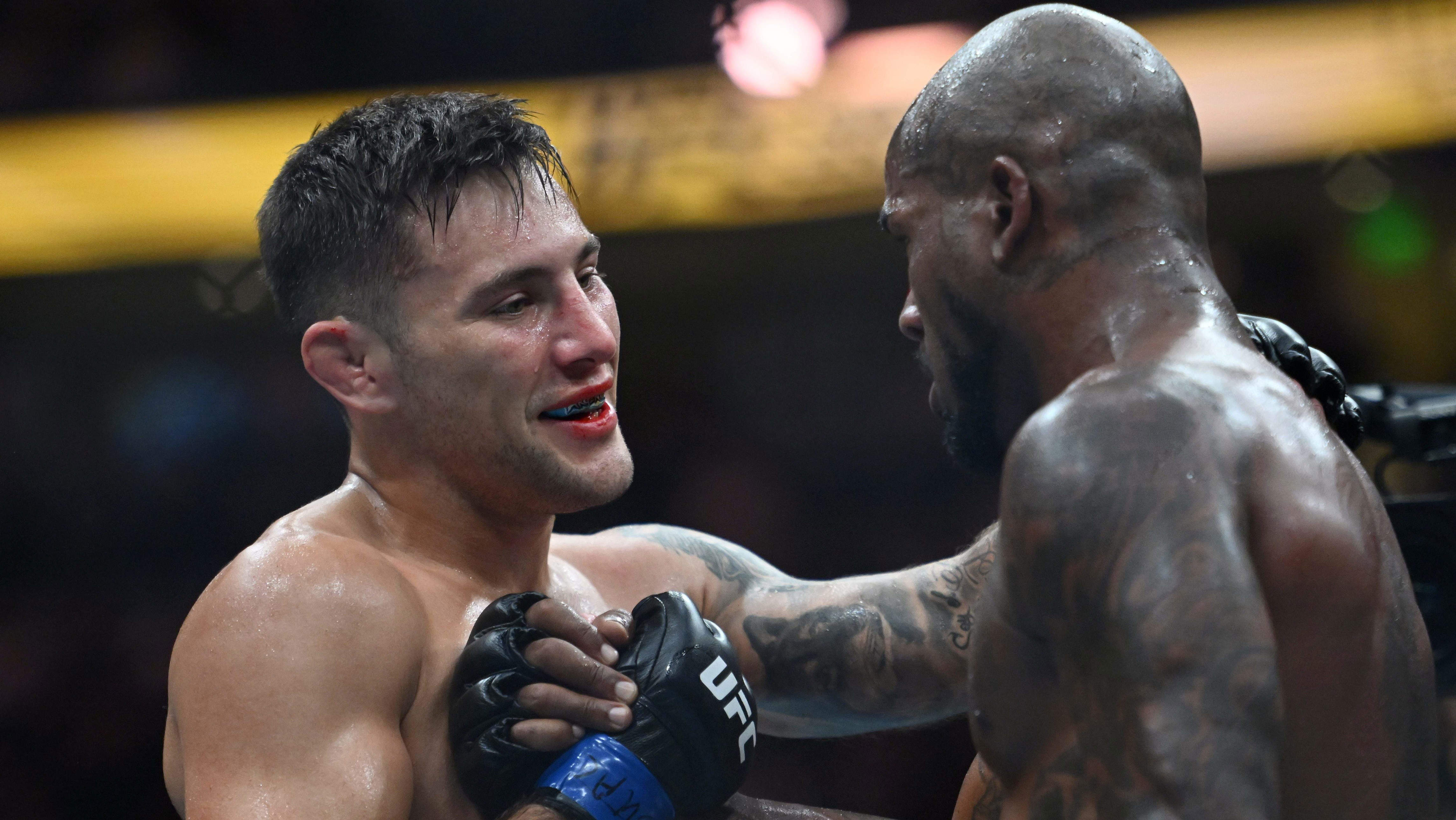 Esteban Ribovics calls out top-10 ranked fighter after UFC 332
