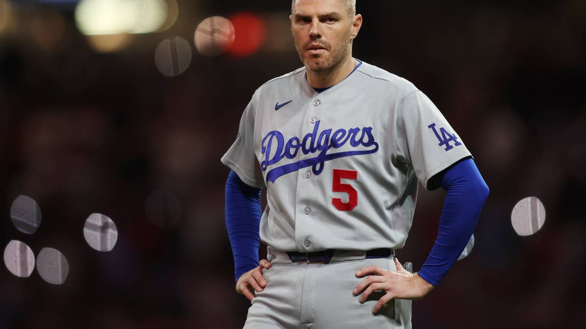 Why did Atlanta fans boo former World Series hero Freddie Freeman?