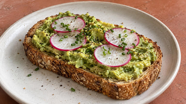 Bored of basic avocado toast? Try these 5 easy upgrades