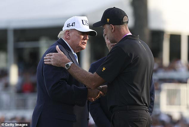 Trump unveils massive project to transform his Palm Beach golf club ...