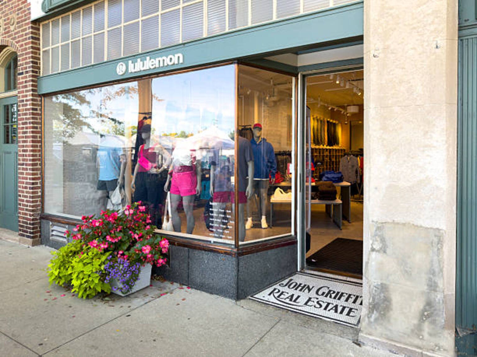Lululemon announces new senior leadership structure