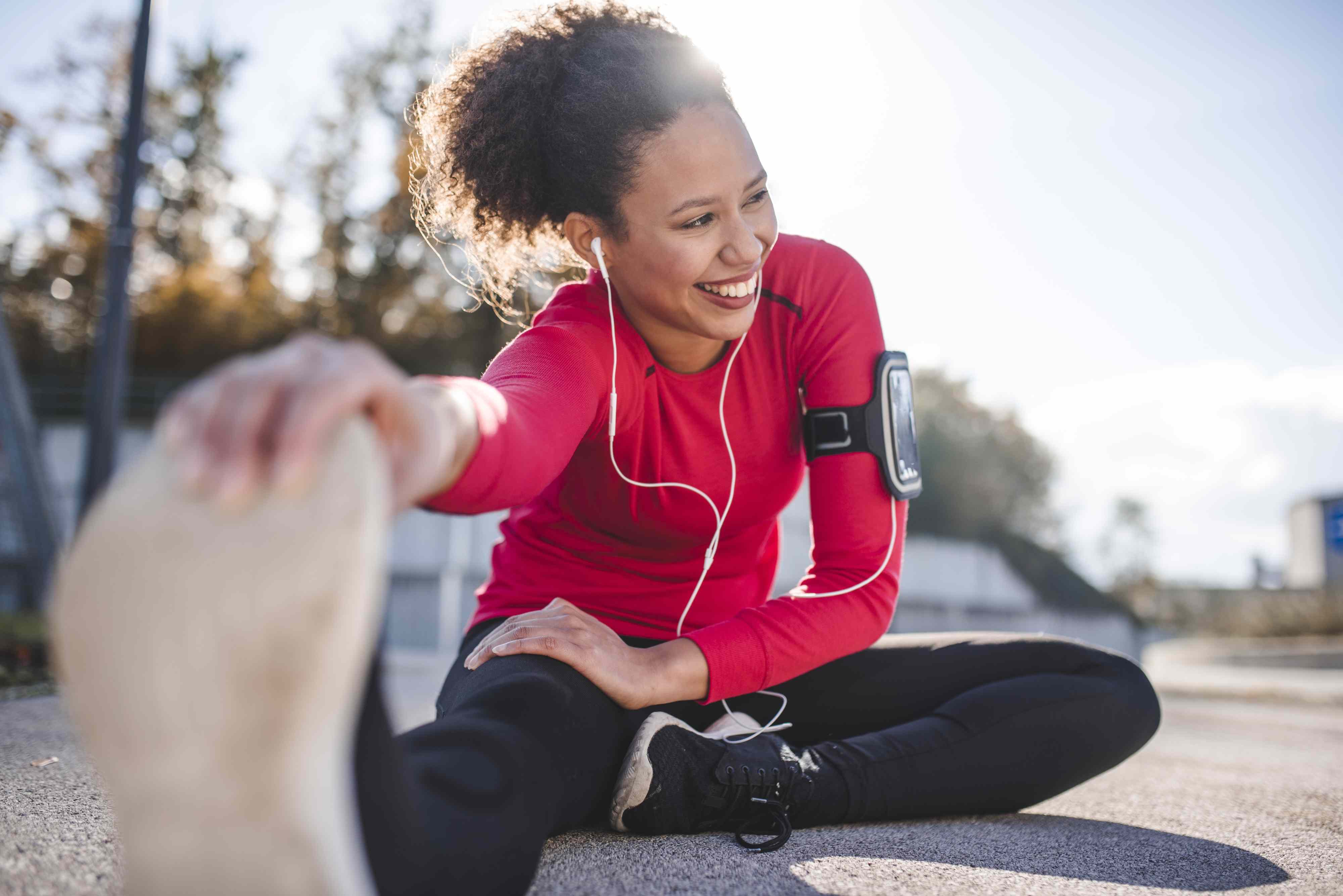 The best time of day to stretch, according to a physical therapist