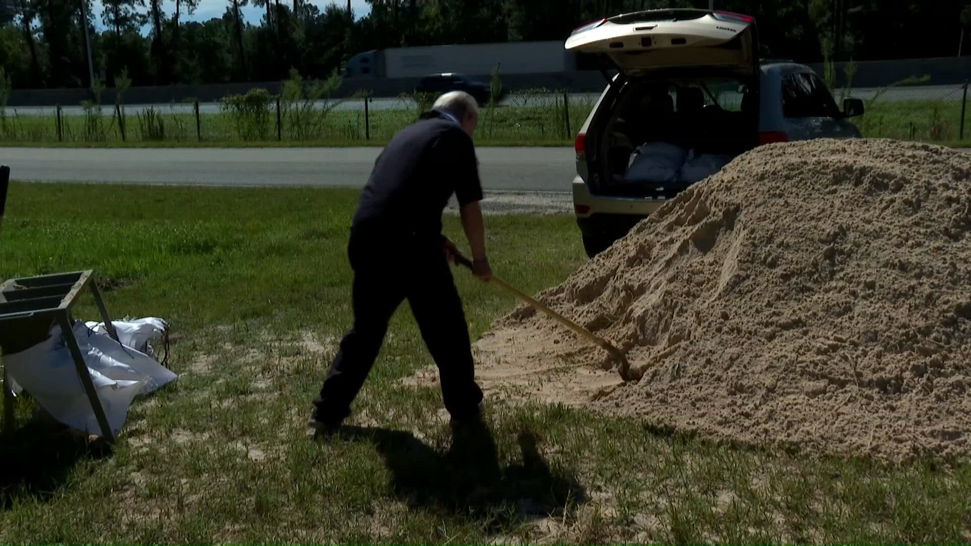 Self-serve sandbag locations open in St. Tammany ahead of Isaias