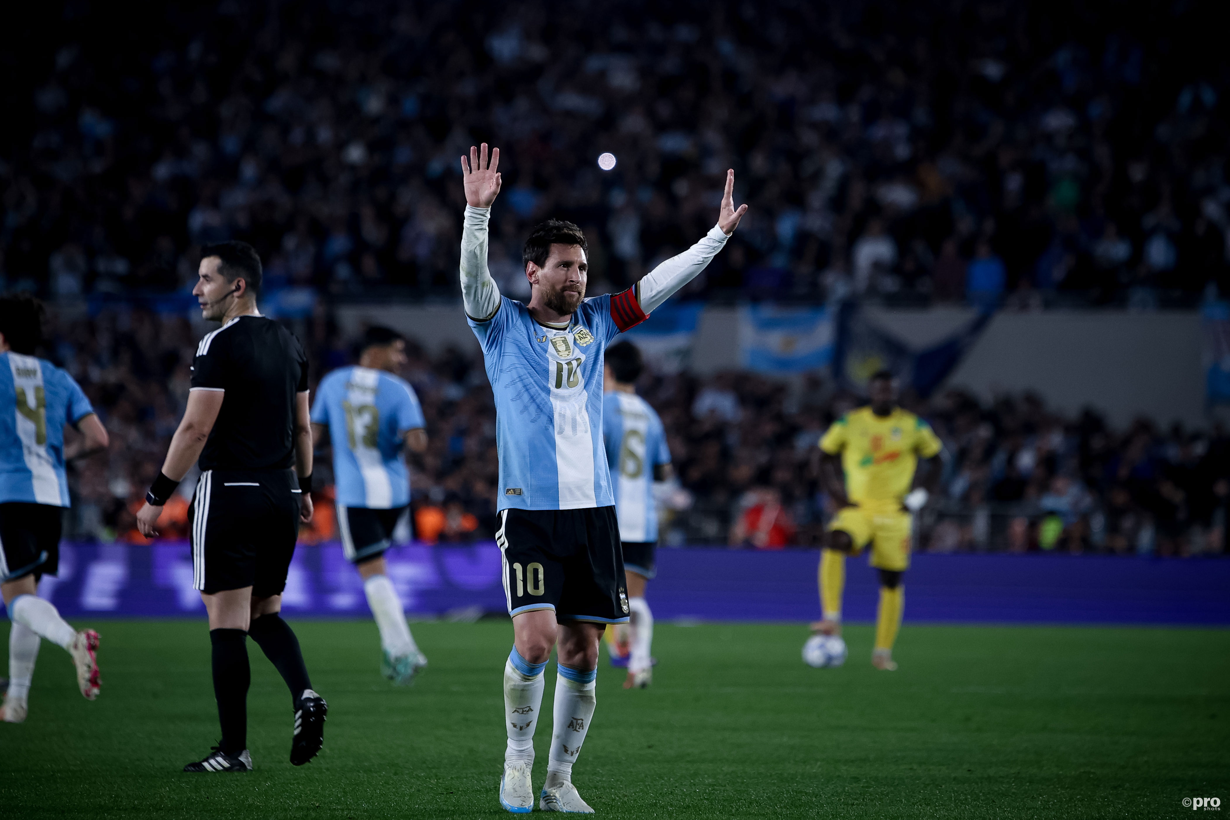 Onvrede bij Benin na afscheidsduel Messi: 'Zelfs tegengehouden door ...
