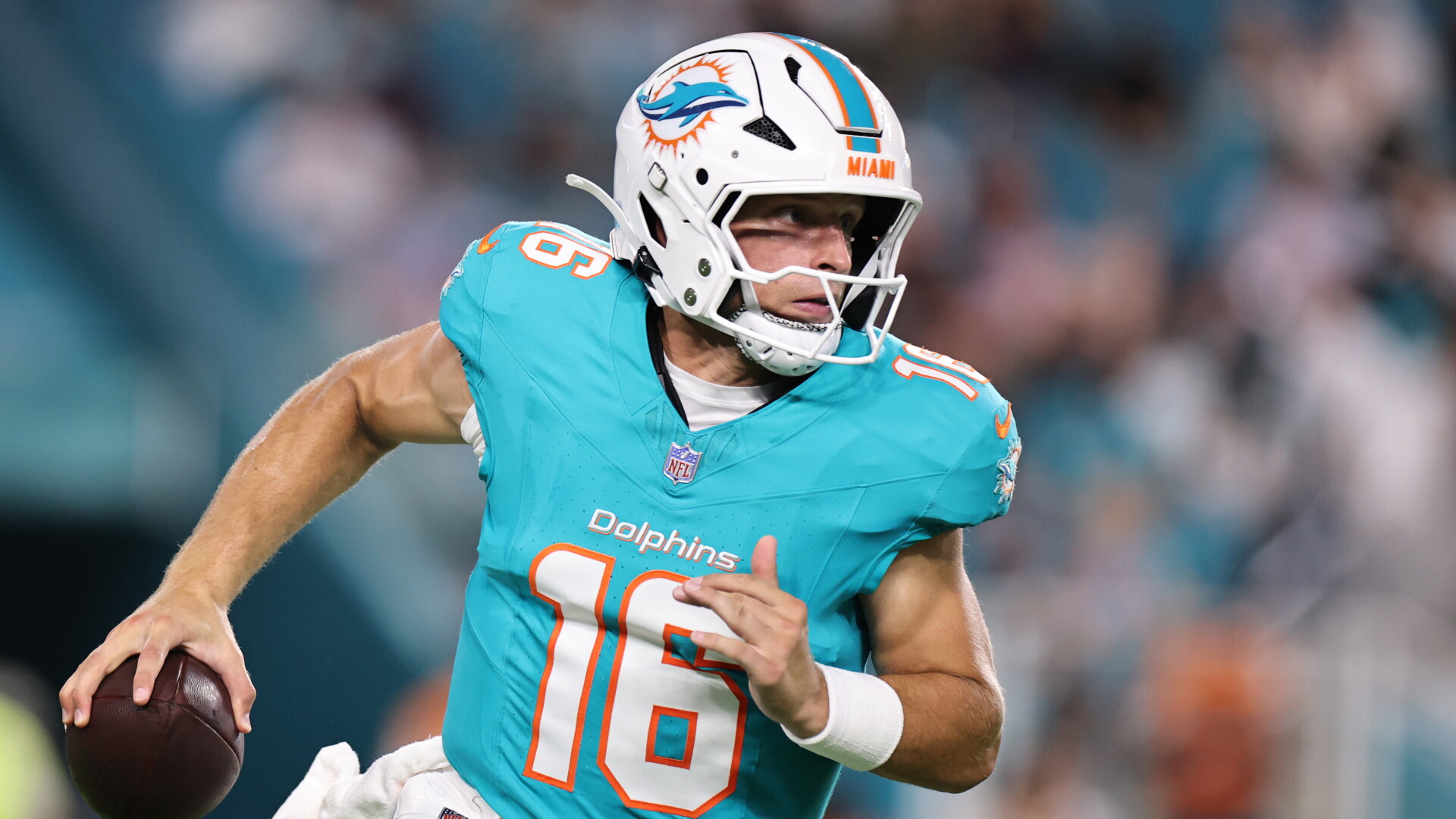 Texans sign QB Mark Gronowski to active roster