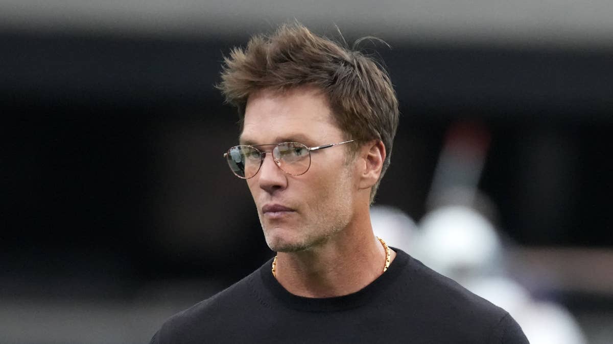 Tom Brady is reportedly dating 38-year-old model Candice Swanepoel