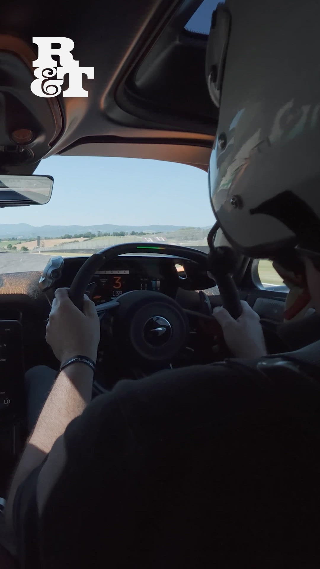 McLaren W1 hot lap at Mugello Circuit