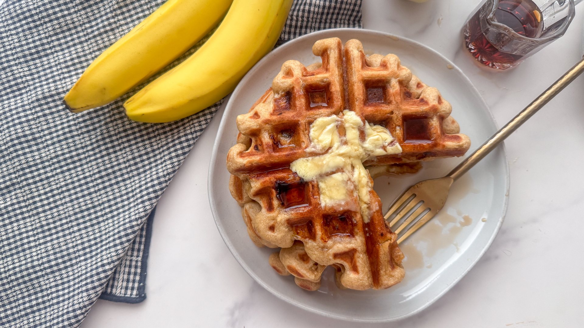 Peanut butter and banana waffles recipe