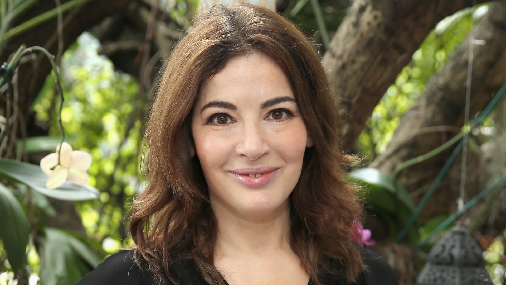 Nigella Lawson gives classic denim jackets an autumn refresh with this ...