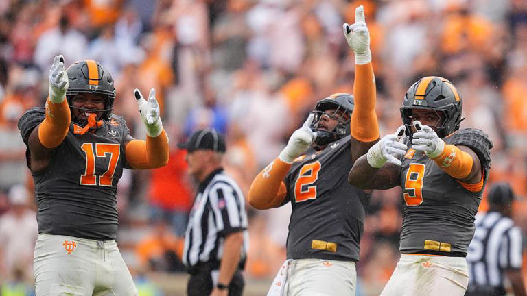 Tennessee coach Rodney Garner gives high praise to Xavier Gilliam