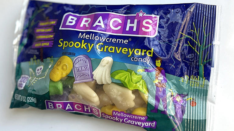 The absolute best and worst Halloween candy of 2026