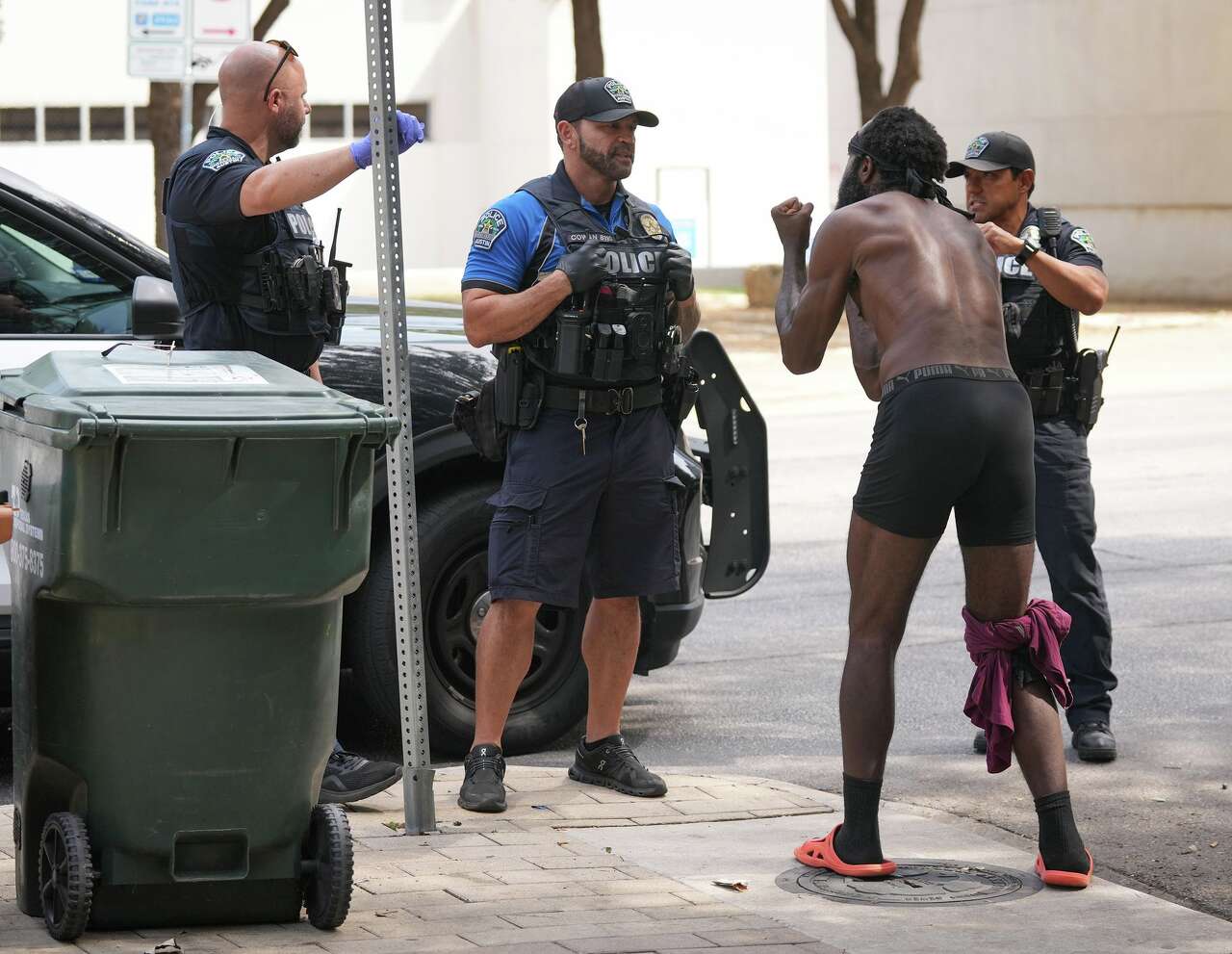 Austin homelessness program reports progress, faces civil-liberties ...