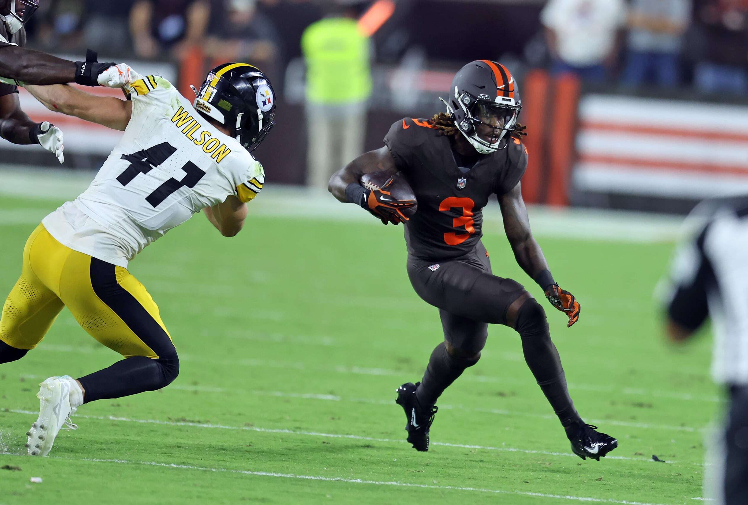Cleveland Browns face key roster choices after 3-1 season start