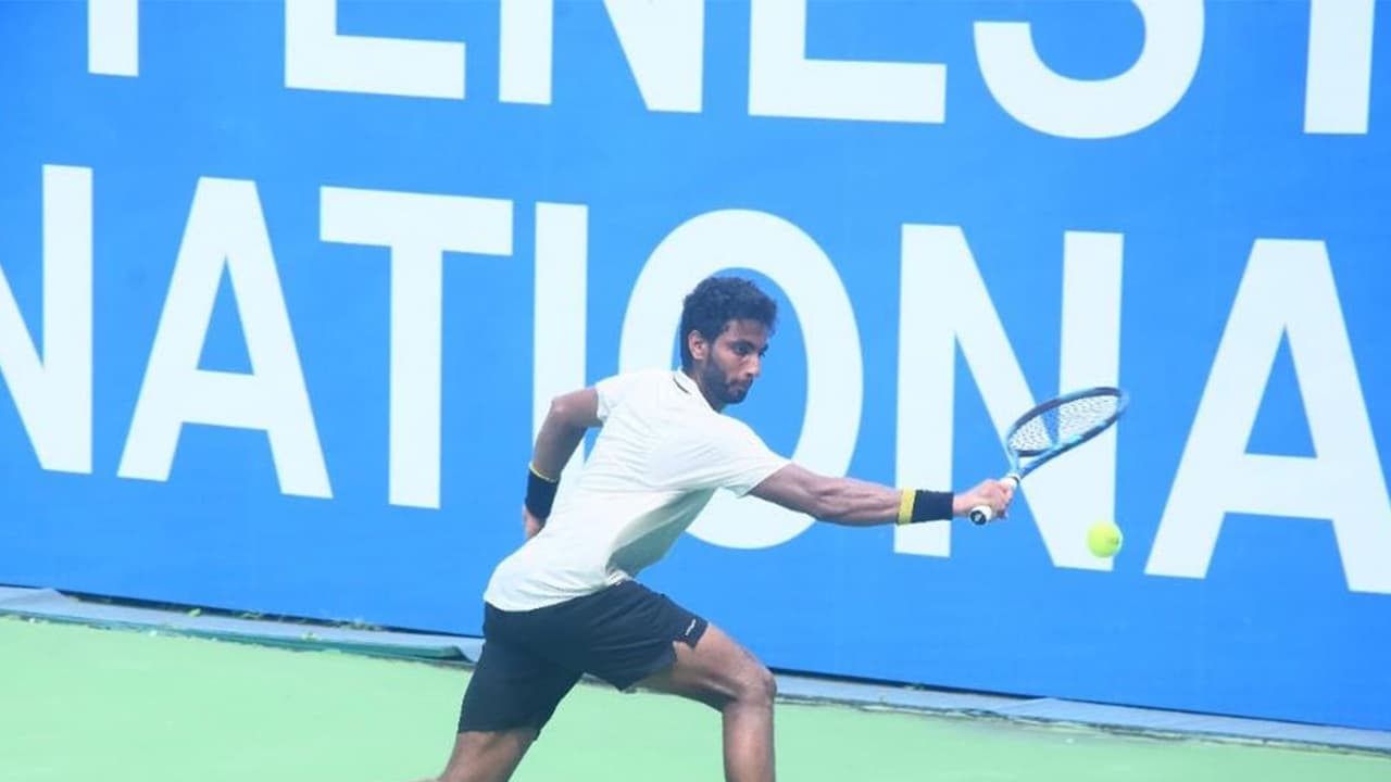 Fenesta Open: Suraj Prabodh stuns No. 2 seed Aditya Balsekar in upset
