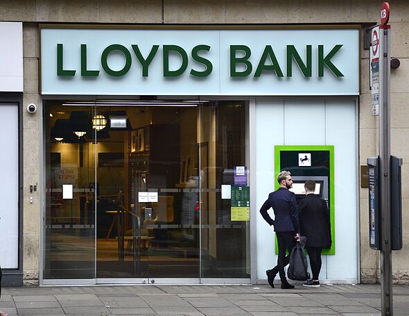 Lloyds Bank offers customers interest up front on 12-month savings account